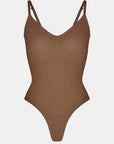 Stefanie - Smoothing Seamless Thong Shaper - Bella Fit USXS/SBlack