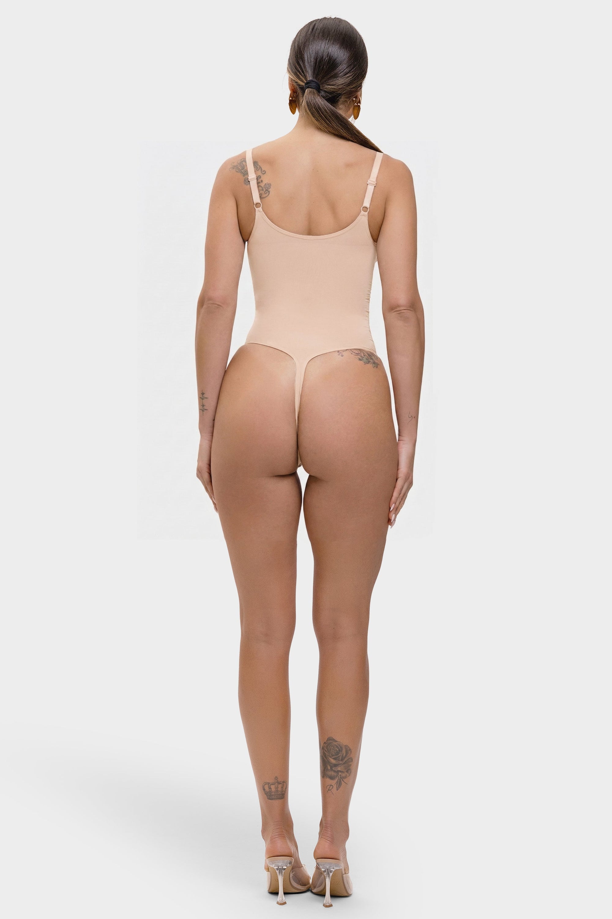 Stefanie Zipper – Extreme Snatching Bodysuit – Built-In Chest Support &amp; Inner Clips
